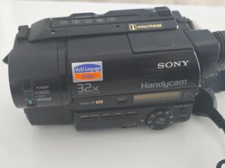 Sony Handycam CCD-TR411E Video8 XR funcionando per