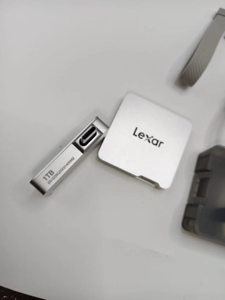Lexar SSD Portátil 1TB USB 3.2 Gen 2