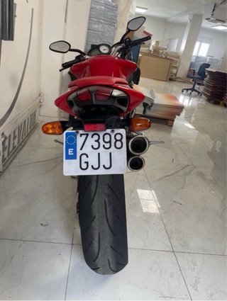 MV Agusta Brutale 910 Naked Roja