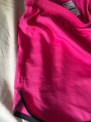 Pantalones cortos deportivos Nike (mujer)