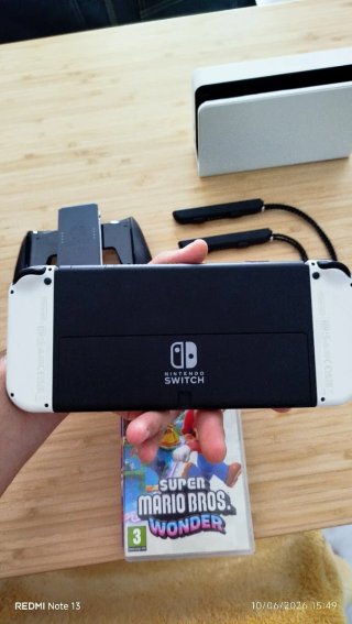 Nintendo Switch OLED Bianca + Giochi