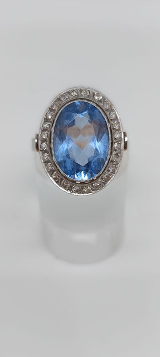 J-0866 Anillo Oro 18K Roseta Azul y moisanitas