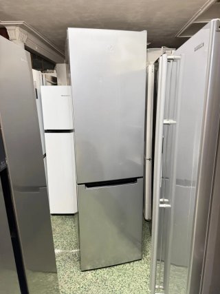 Nevera Indesit