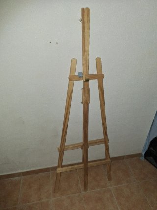 Caballete de madera para pintar