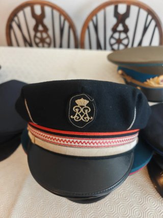 11 Cappelli Militari e Forze dell' Ordine