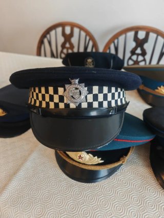 11 Cappelli Militari e Forze dell' Ordine