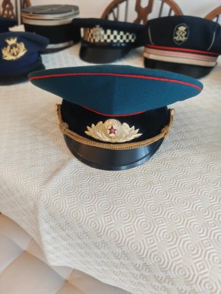 11 Cappelli Militari e Forze dell' Ordine