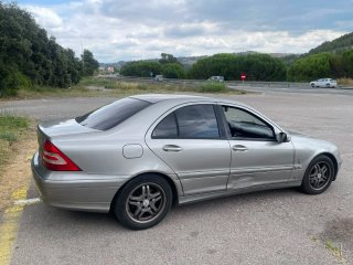 mercedes benz 220 2004