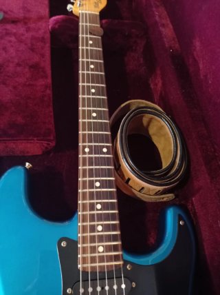 80's Stratocaster bill Lawrence Japón