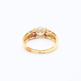 Solitario de oro de 9k circonita, 1.71 g, T-14.