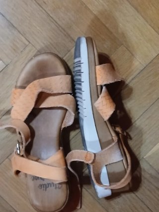 Sandalias