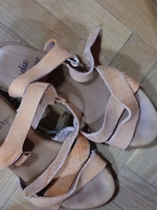 Sandalias