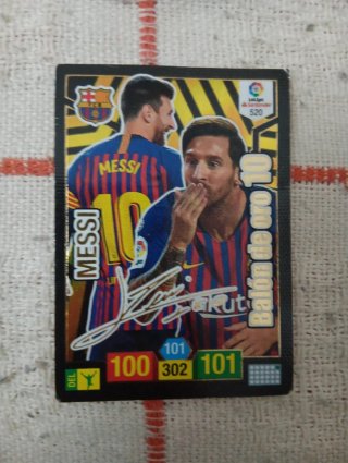 Carta Messi Balón de Oro 10 Firmada Adrenalyn
