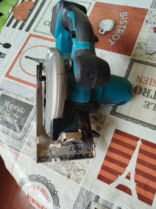 Makita circular