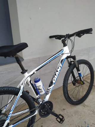 Bicicleta Giant Talon 27.5