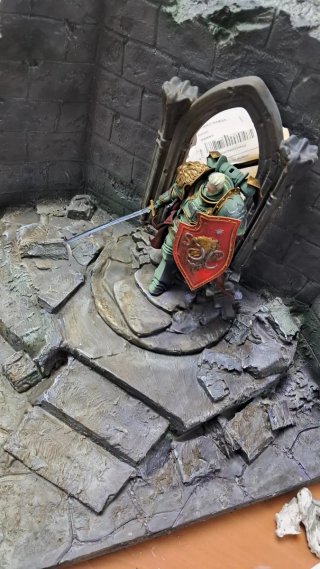 Figura diorama pint  mano lion el'jonson warhammer