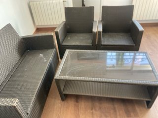 Conjunto terraza mimbre mesa cristal