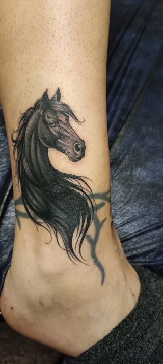 Restauración de tatuajes y cover ups