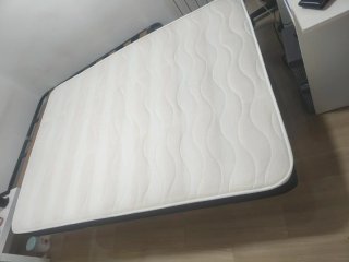 Somier con colchón