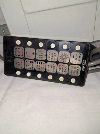 Proyector Optotipos Takagi