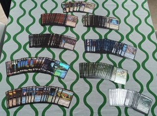 Más de 470 cartas de Magic de LotR y Final Fantasy