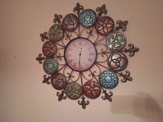 Reloj de pared decorativo