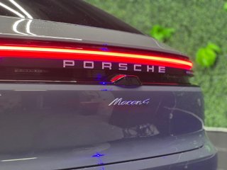 Porsche Macan 4