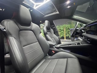 Porsche Macan 4