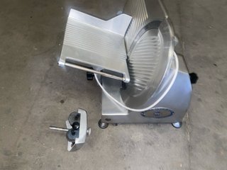 Cortadora de fiambre profesional