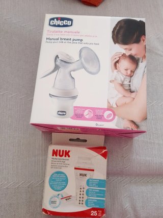Sacaleches Chicco y Bolsas NUK