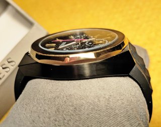Reloj GUESS nuevo, negro