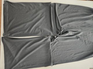 Pantalones verdes oliva Mango XS eur