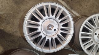 Llantas Renault 16 "