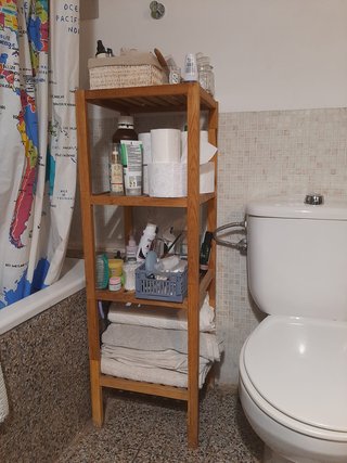 Mueble de baño de madera