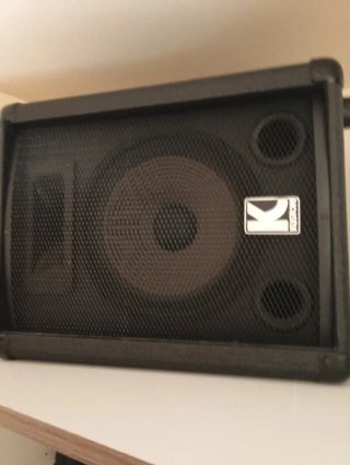 Amplificador Kustom KPM4060 + 2 Bafles
