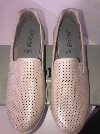 Zapatos Alfonsos Beige/Perforados