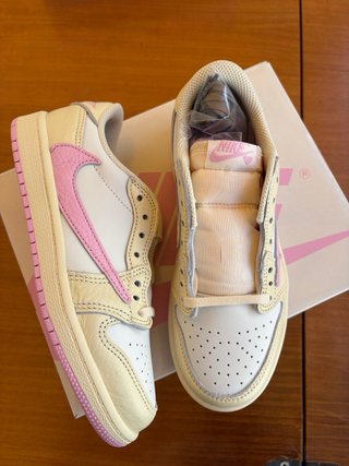 Nike Jordan 1 Shy pink travis scott  Taglia 33.5