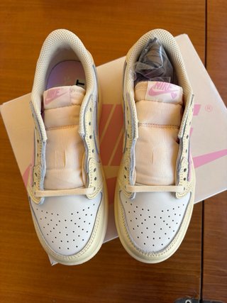 Nike Jordan 1 Shy pink travis scott  Taglia 33.5