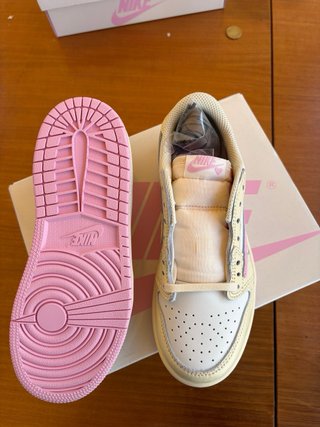 Nike Jordan 1 Shy pink travis scott  Taglia 33.5