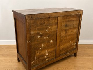 Cómoda antigua de madera maciza con 4 cajones gran