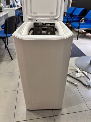 Lavadora Otsein Hoover 5.5kg 1000rpm AA
