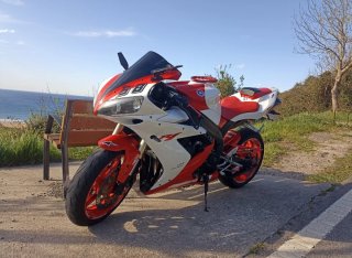 Yamaha R1