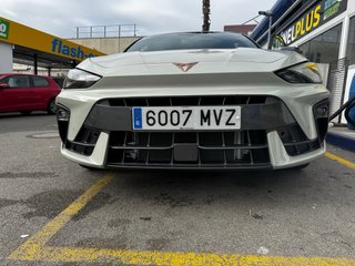 CUPRA Leon 2025