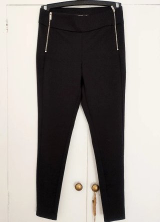 Pantalones tipo leggins negros