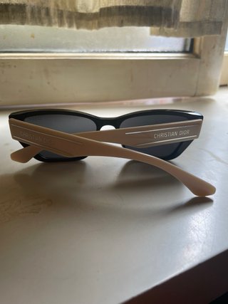 Occhiali Dior neri e beige