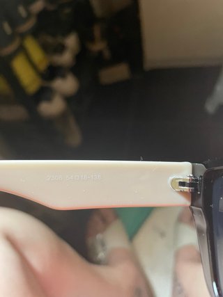 Occhiali Dior neri e beige
