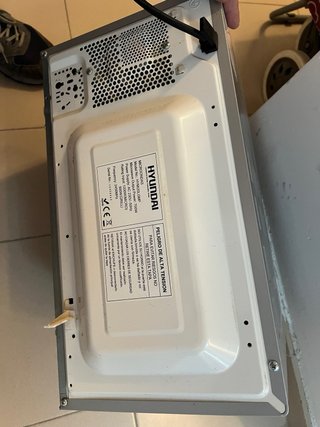 Microondas Hyundai sin plato. Buen estado
