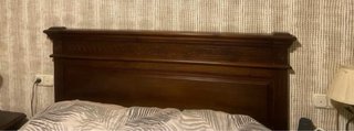Armario de madera maciza