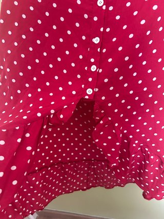 Vestido largo rojo con lunares blancos