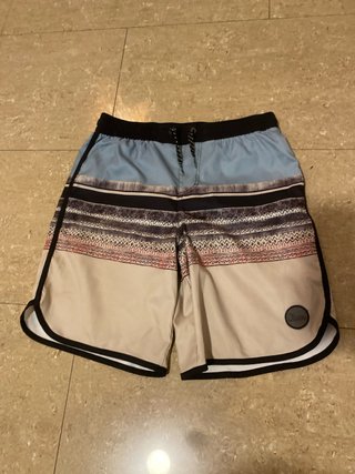 2 bañadores niño verano beige y blanco